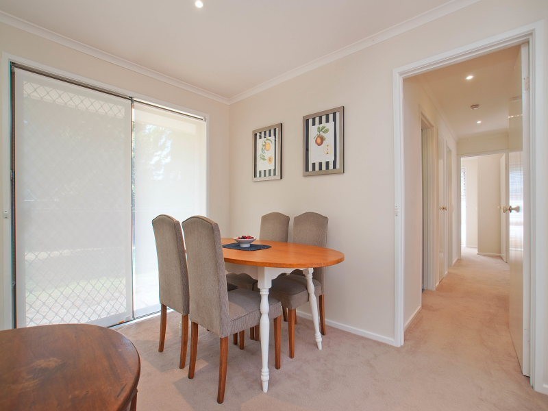 105 Raphael Crescent, Frankston VIC 3199