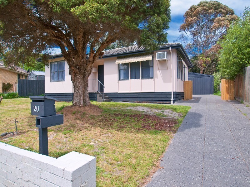 20 Lambert Street, Frankston North VIC 3200