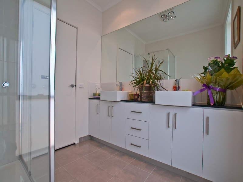 2E Bembridge Avenue, Frankston South VIC 3199