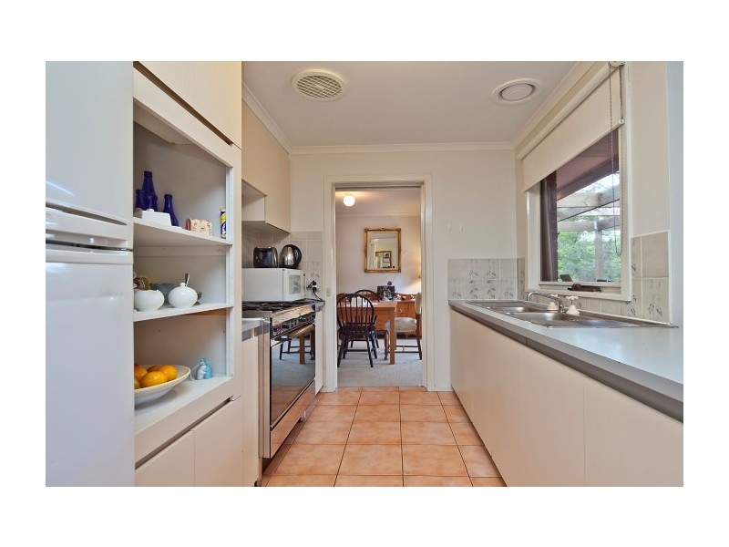 2 Linlithgow Court, Frankston VIC 3199