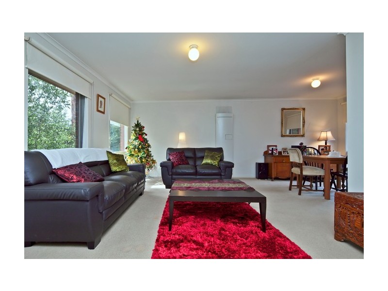 2 Linlithgow Court, Frankston VIC 3199