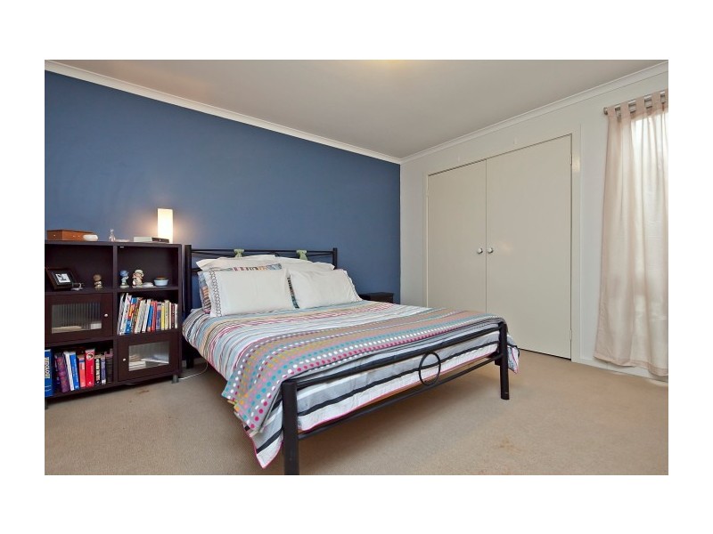 2 Linlithgow Court, Frankston VIC 3199