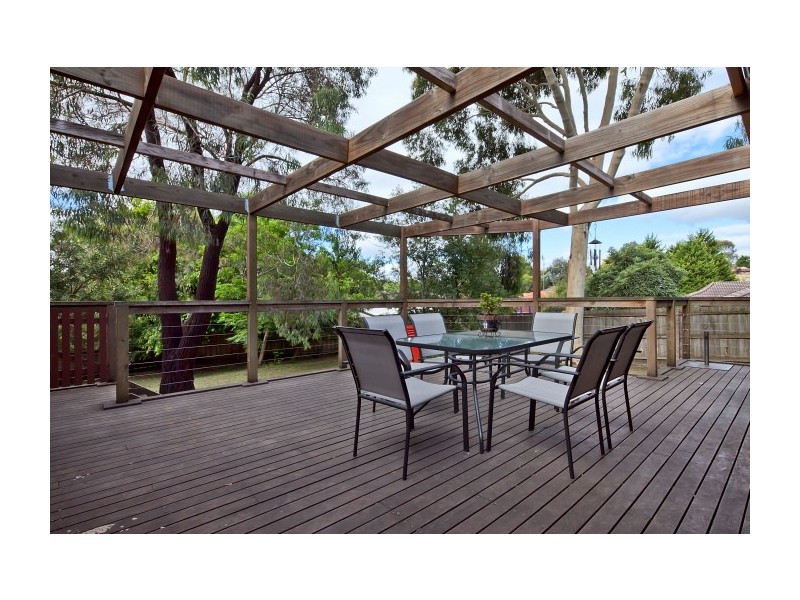 2 Linlithgow Court, Frankston VIC 3199