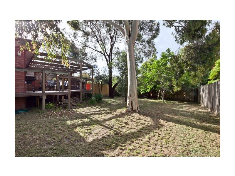 2 Linlithgow Court, Frankston VIC 3199
