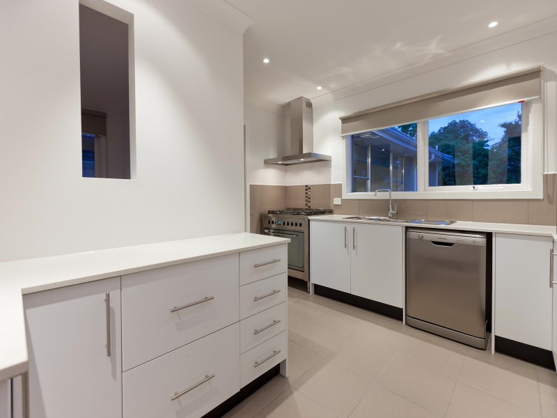 16 Tudor court, Frankston VIC 3199