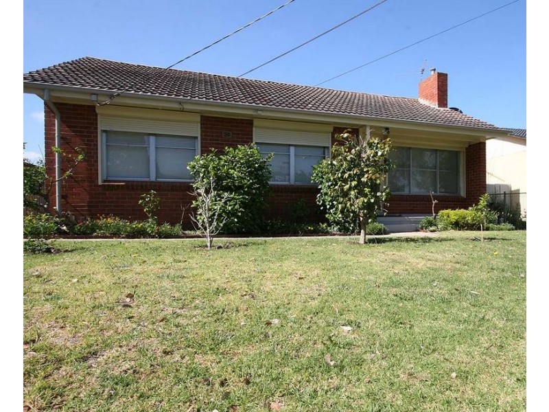 74 Forest Drive, Frankston North VIC 3200