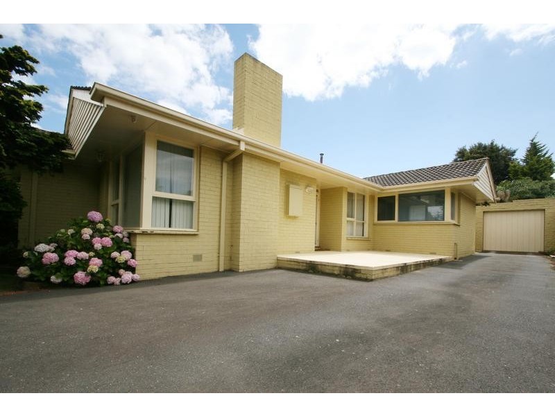 7 Tara Drive, Frankston South VIC 3199