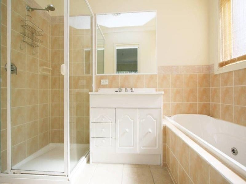 1/12 Cassia Grove, Frankston VIC 3199