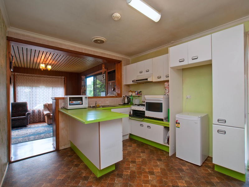 25 Hoya Crescent, Frankston North VIC 3200