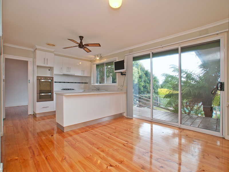 5 Irvine Crescent, Frankston VIC 3199