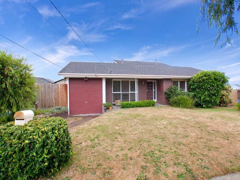 5 Irvine Crescent, Frankston VIC 3199