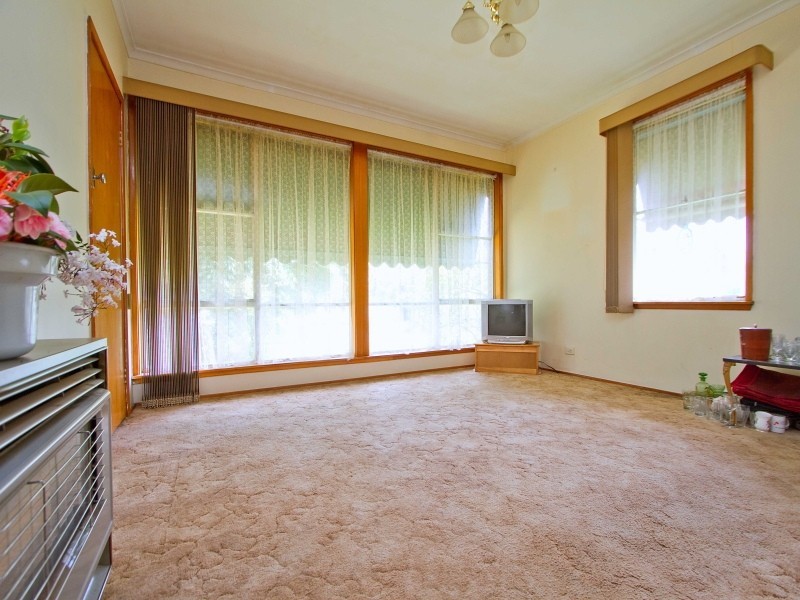 6 Aleppo Crescent, Frankston North VIC 3200