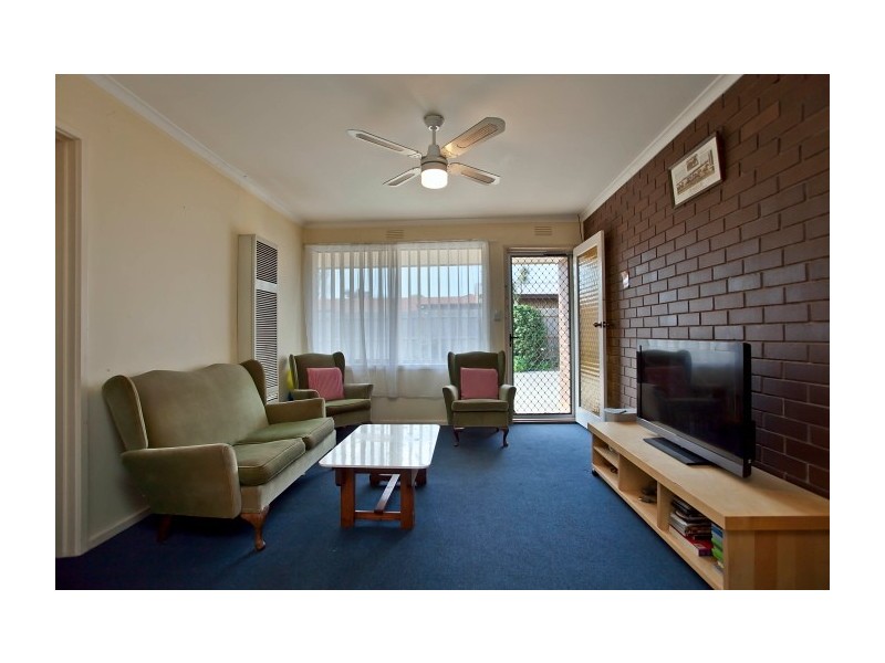 2/29 Gairloch Drive, Frankston VIC 3199