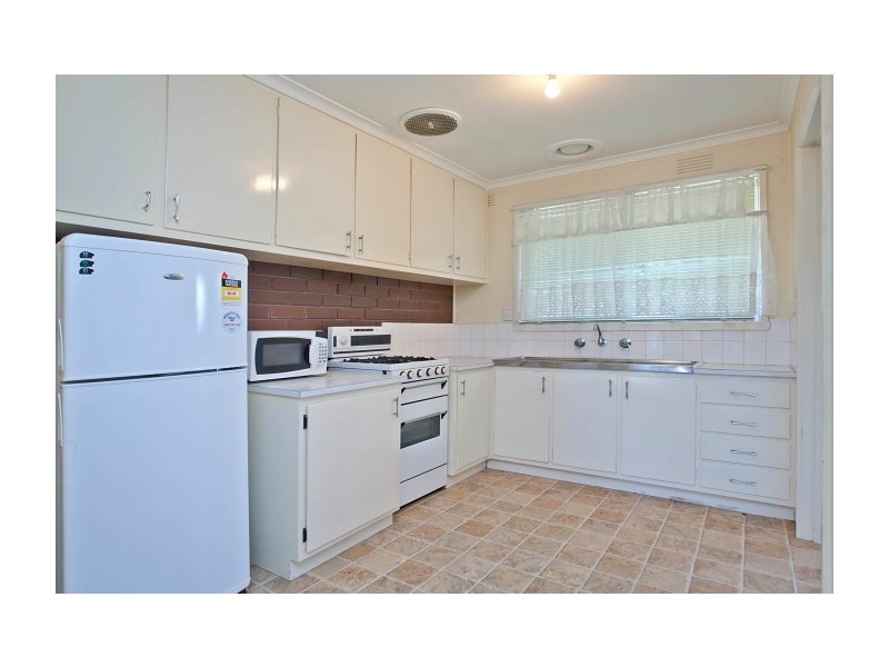 2/29 Gairloch Drive, Frankston VIC 3199