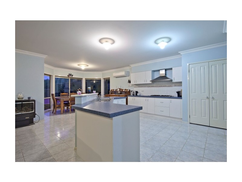 10 Morning Mist Court, Mornington VIC 3931