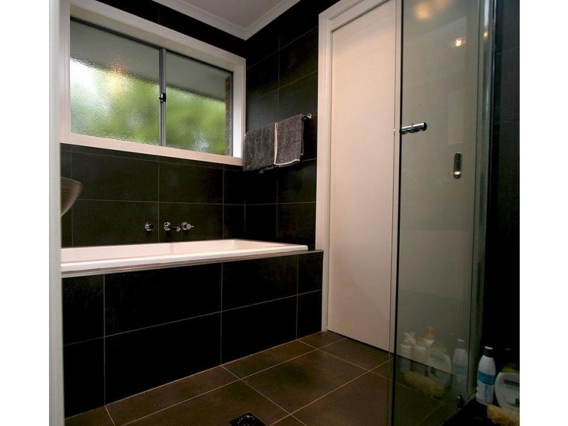 2A Olive Grove, Frankston VIC 3199