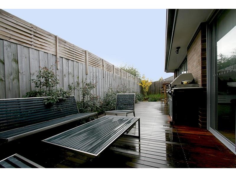 2A Olive Grove, Frankston VIC 3199