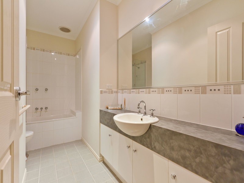 9/49B Culcairn Avenue, Frankston South VIC 3199