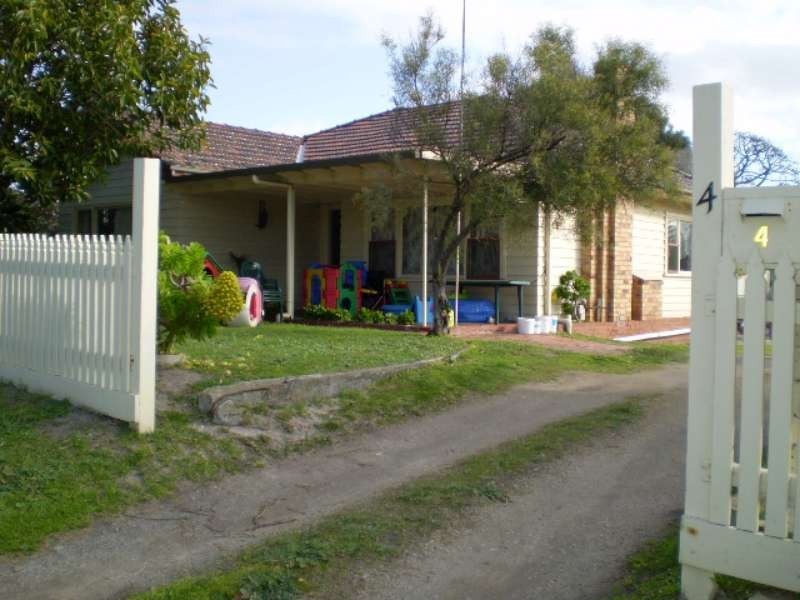 4 Foam Street, Rosebud VIC 3939