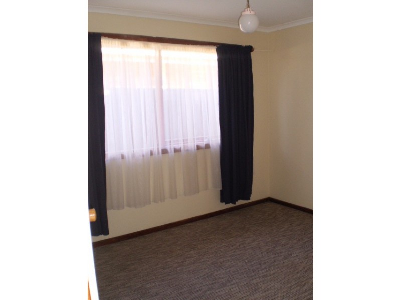 109 Second Avenue, Rosebud VIC 3939