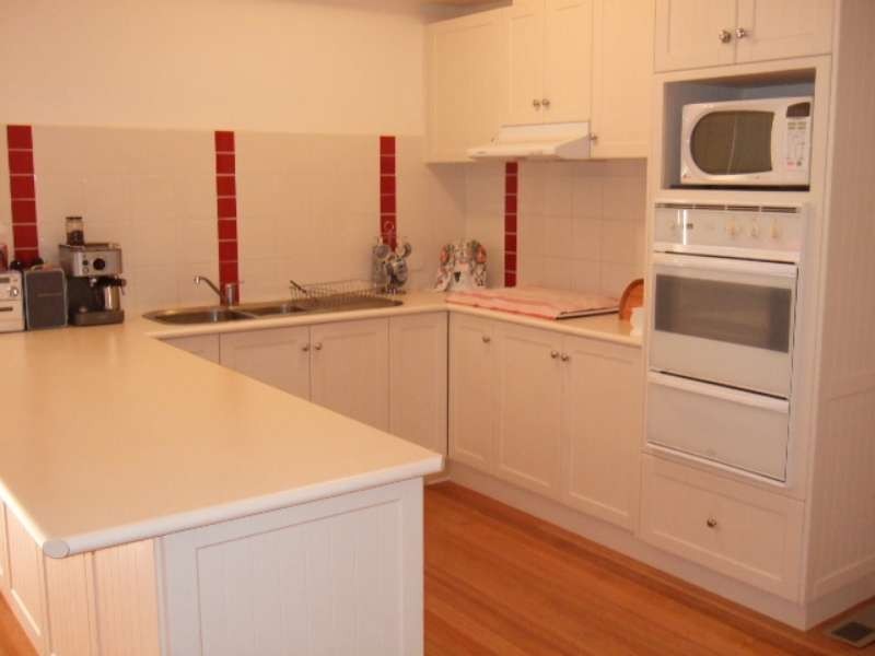 101 Swans Way, Rosebud West VIC 3940