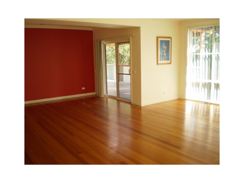 101 Swans Way, Rosebud West VIC 3940