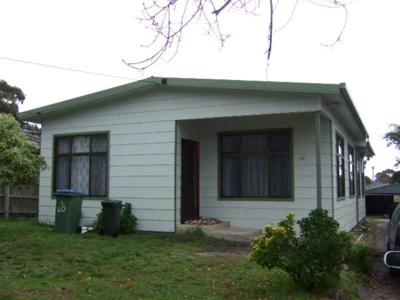 40 Hayes Avenue, Rosebud VIC 3939