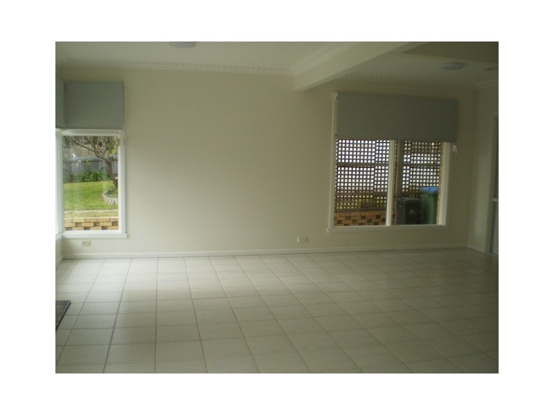 33 Mark Street, Rosebud VIC 3939