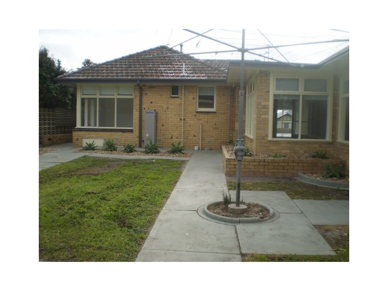 33 Mark Street, Rosebud VIC 3939