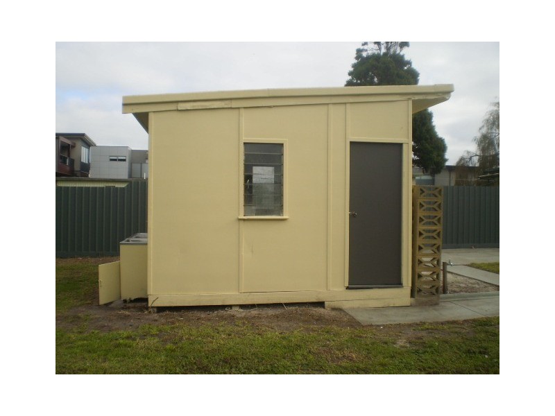 33 Mark Street, Rosebud VIC 3939