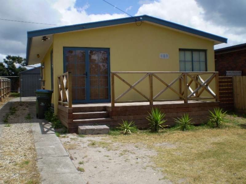 180 Eighth, Rosebud VIC 3939