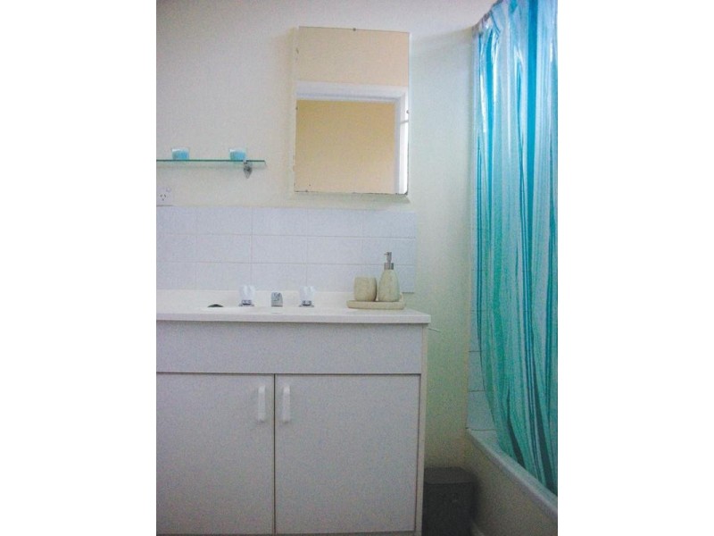 180 Eighth, Rosebud VIC 3939