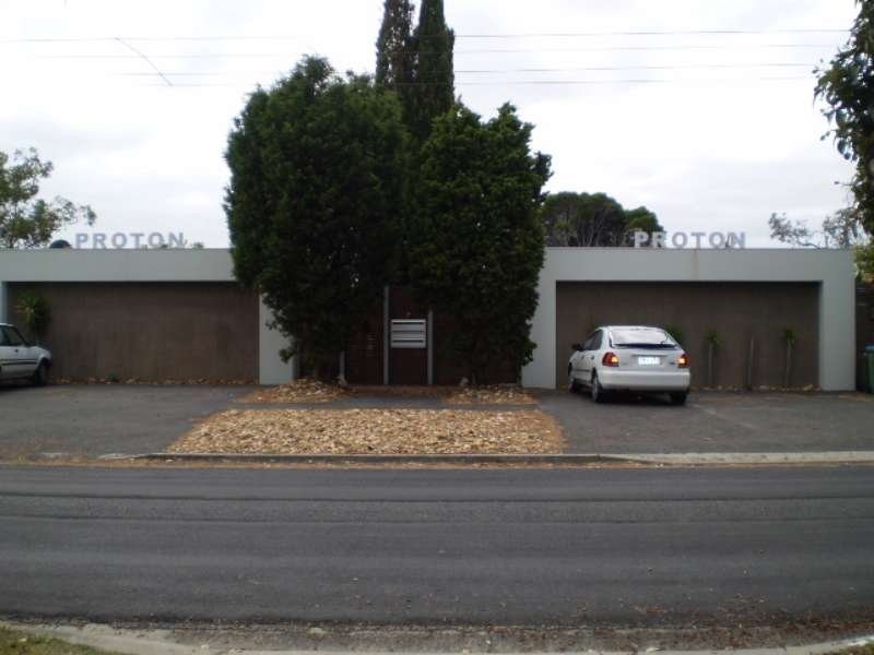 2/7 Chatfield Avenue, Rosebud West VIC 3940