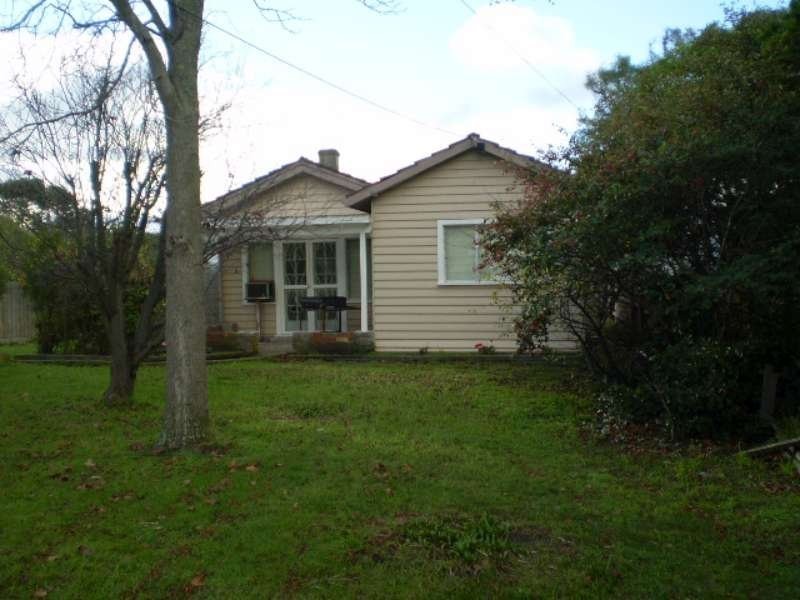 20 Moorfield Avenue, Rosebud VIC 3939