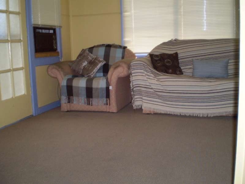 20 Moorfield Avenue, Rosebud VIC 3939