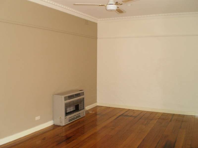 72 Fifth Avenue, Rosebud VIC 3939