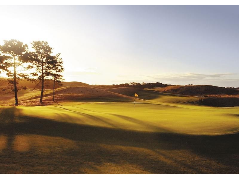 64 Duells Rd, Rosebud VIC 3939