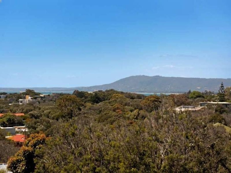 5 Coutts Crt, Blairgowrie VIC 3942