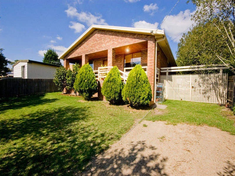 11 Verona Street, Dromana VIC 3936