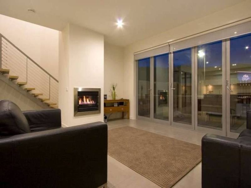 5 Helm Ave, Safety Beach VIC 3936