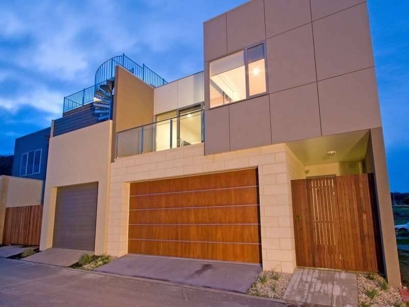 5 Helm Ave, Safety Beach VIC 3936