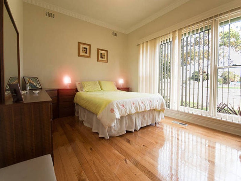 11 Burdett Street, Tootgarook VIC 3941