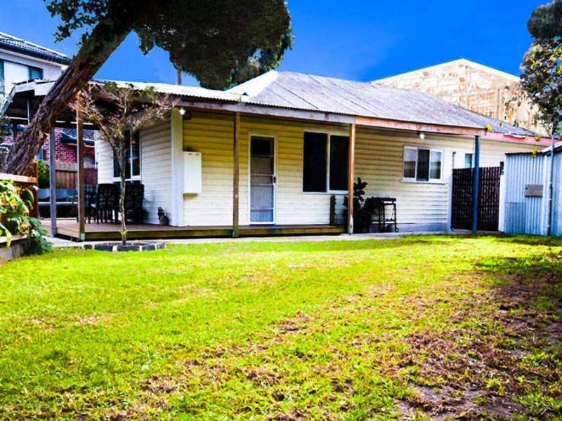 62 Florence Ave, Rosebud West VIC 3940