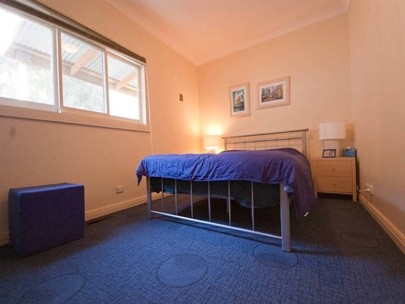 62 Florence Ave, Rosebud West VIC 3940