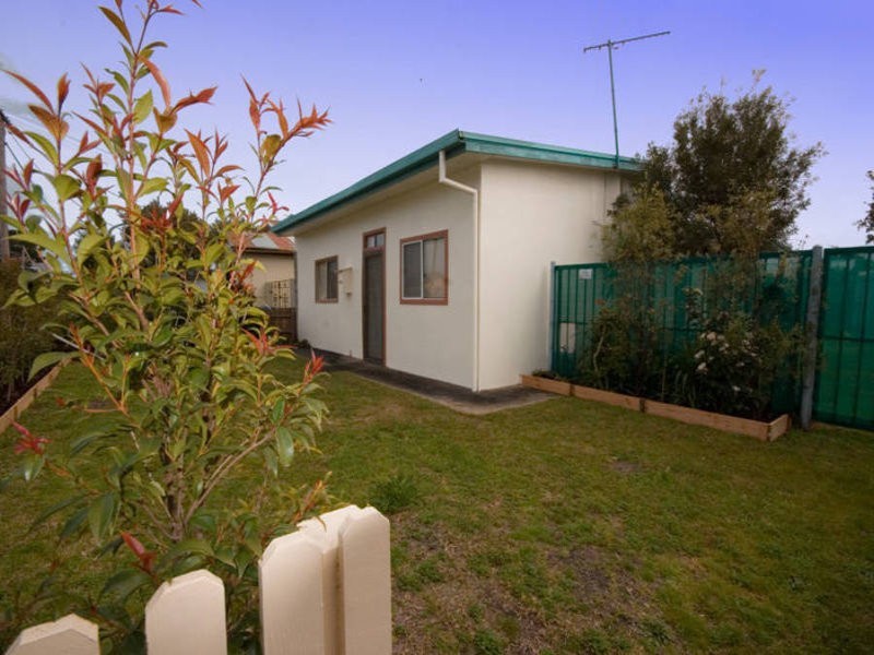 466 Eastbourne Rd, Rosebud West VIC 3940