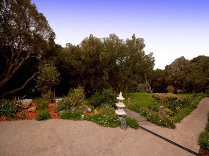 12 Rolls Court, Rye VIC 3941