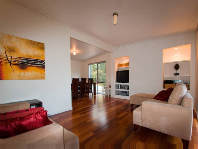 4 Sunningdale Road, Rosebud VIC 3939