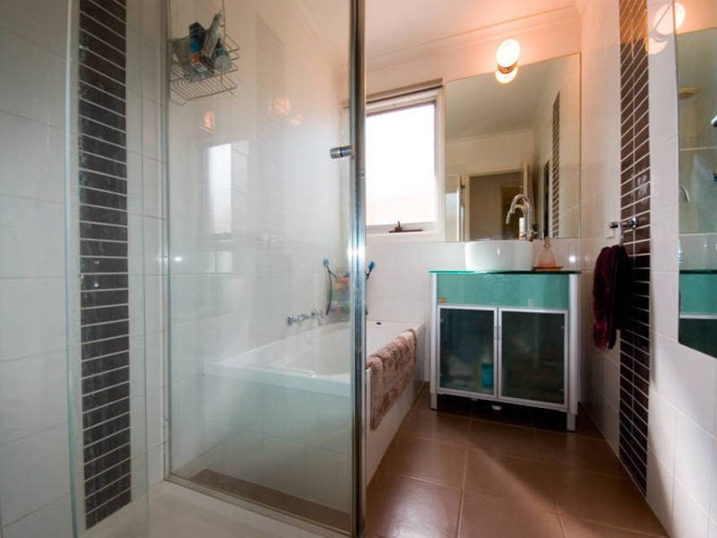 4 Sunningdale Road, Rosebud VIC 3939