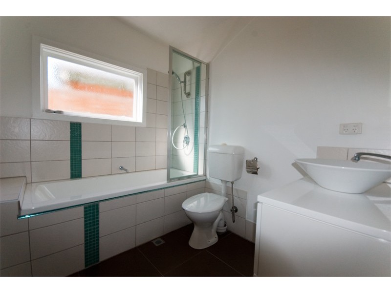 26 Summerhill Rd, Tootgarook VIC 3941