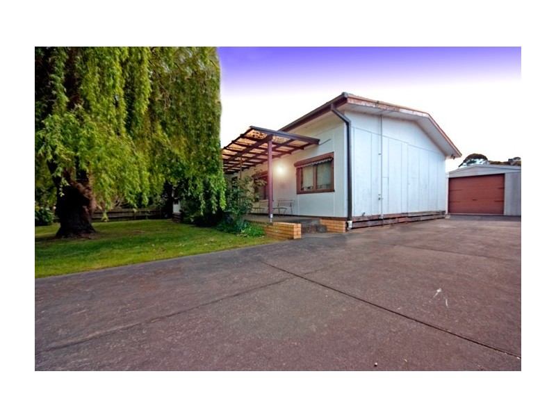 13 Ronlyn St, Rosebud West VIC 3940